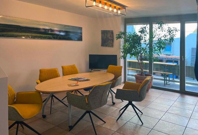 Дом 3 Спальни, Ad1716 Apartments