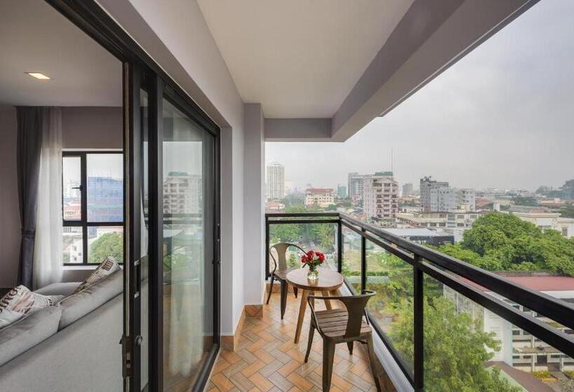 Апартаменты 3 Спальни, Phnom Penh 51 Hotel & Residences
