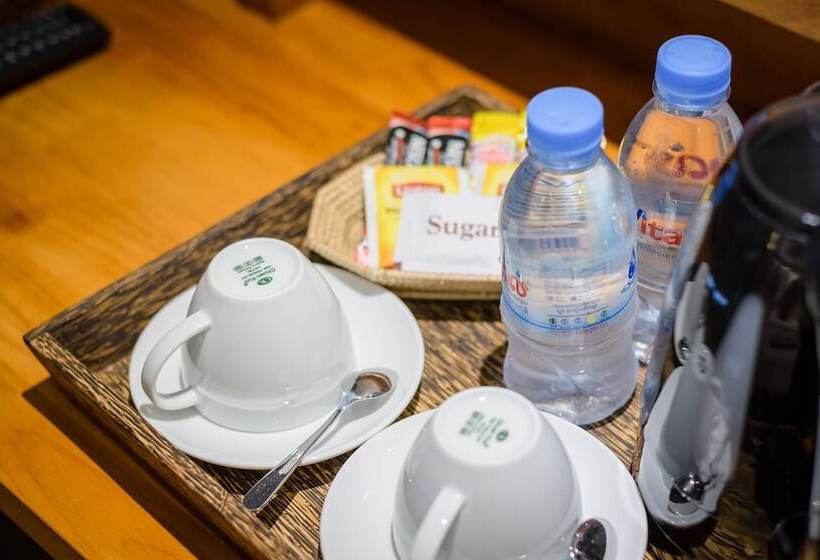 Номер Deluxe, Phnom Penh 51 Hotel & Residences