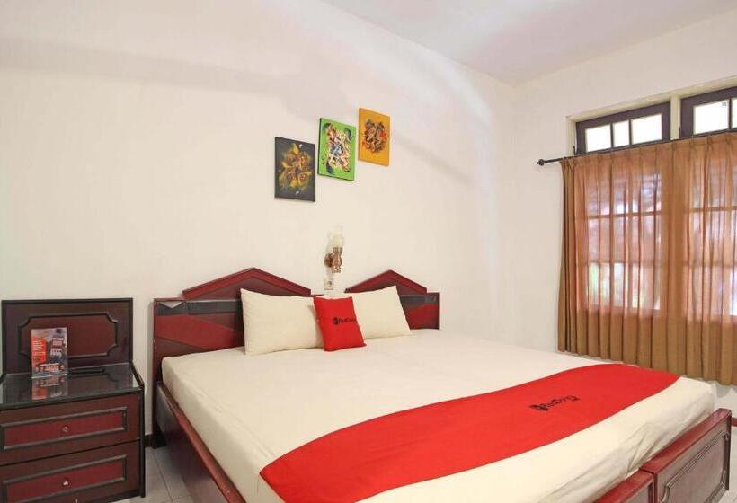 Семейный Номер, Reddoorz Near Pojok Beteng Prawirotaman