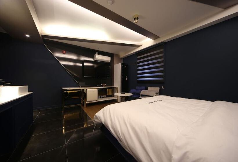 Номер Deluxe, Yeogiuhtte Daegu Station