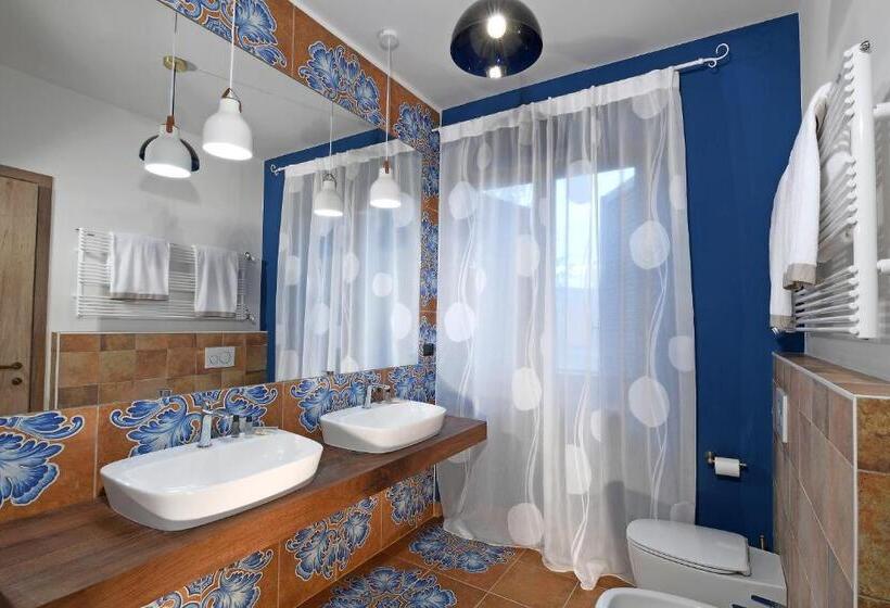 Номер Deluxe Кровать Кинг, Villa Garassino
