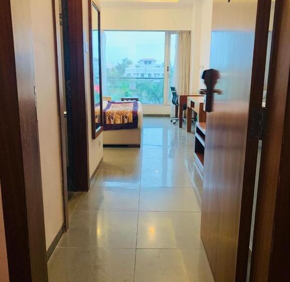 行政房间, Viola Beacon Resort, Lonavala