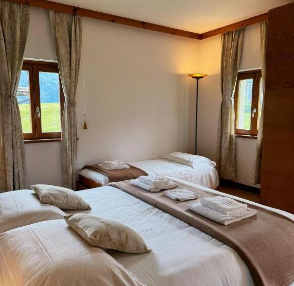 Номер Стандарт Трехместный, Neider Hotel   Alpine Retreat Sauris