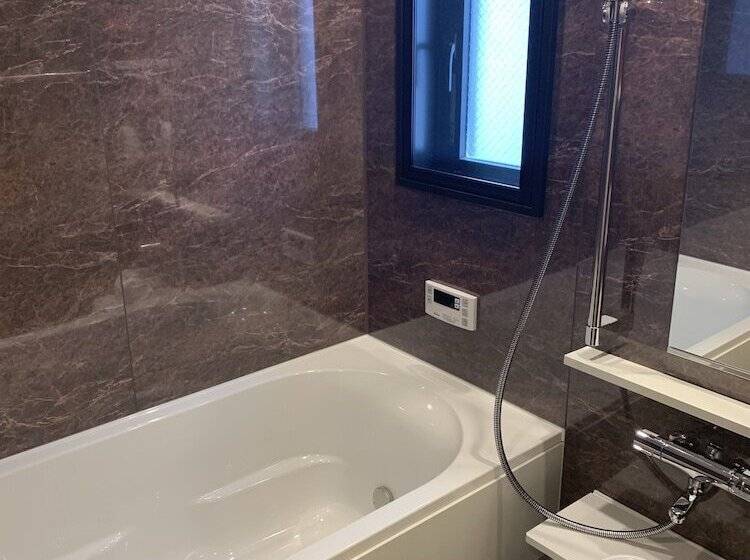 Апартаменты Deluxe 1 Спальня, European House Reisen