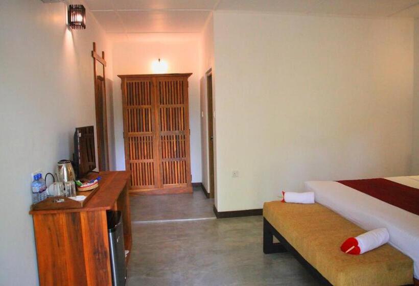 Deluxe Triple Room with Views, Palmyra Nature Resort Sigiriya