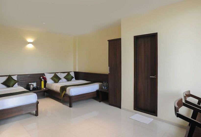 Номер Deluxe, Treebo Balaji Residency