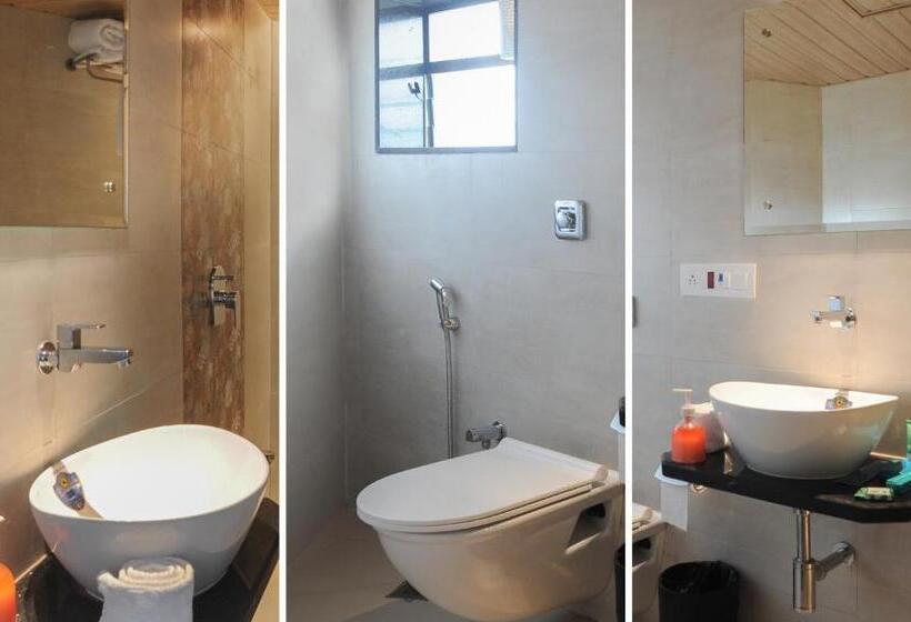 Номер Deluxe, Treebo Balaji Residency