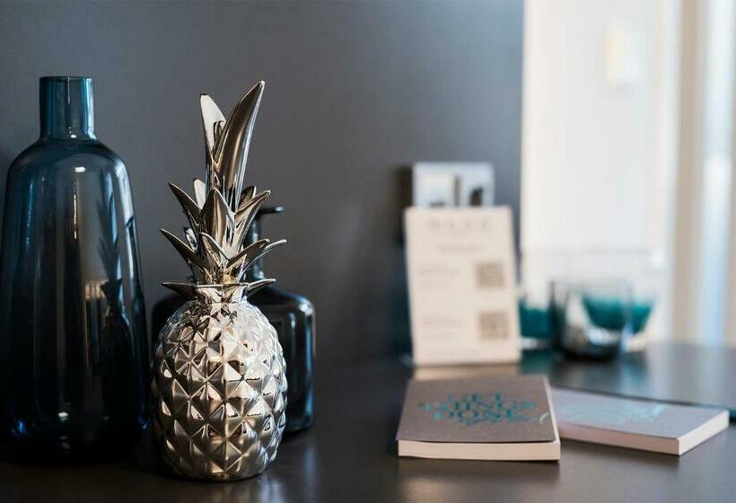 Студия Стандарт, Mood Contemporary Living