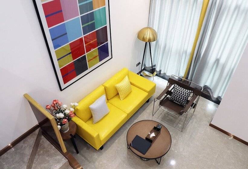 Quarto Dúplex, Royal Star Apartment