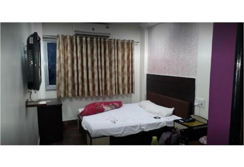 Quarto deluxe, Vinayaka