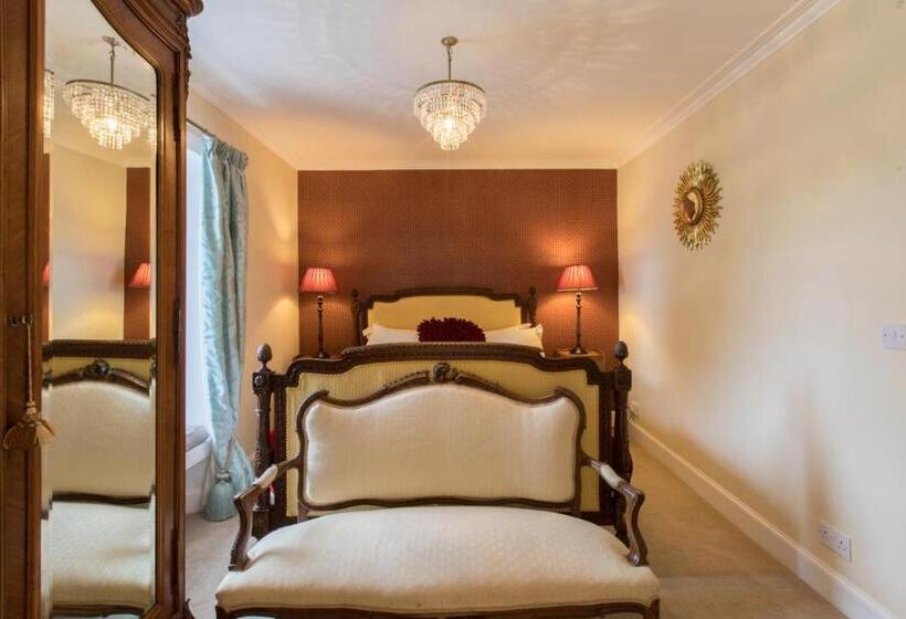 Номер Стандарт Вид на Озеро, Altskeith Country House