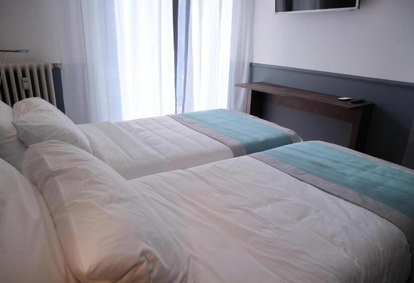 غرفة قياسية مزوَّدة بشُرفة, Dimora Dell Arte   Foresteria Lombarda Smart Rent
