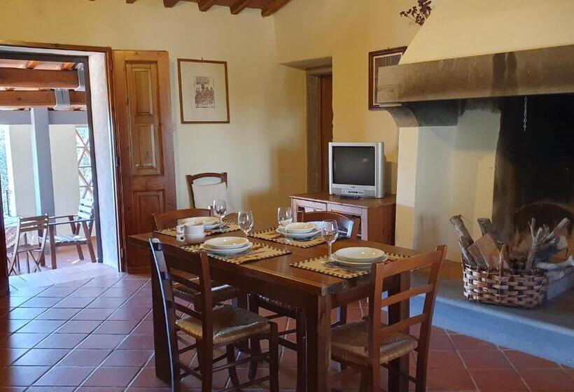 3间卧室的房子, Castello Di Pratelli