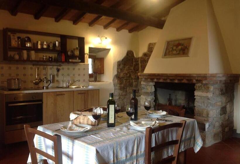 带1个卧室的带阳台的公寓, Castello Di Pratelli