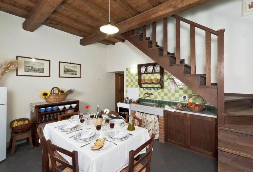 带3个卧室的公寓, Castello Di Pratelli