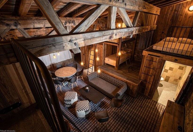 تختخواب در اتاق مشترک, Le Refuge De Solaise   2551 M Altitude