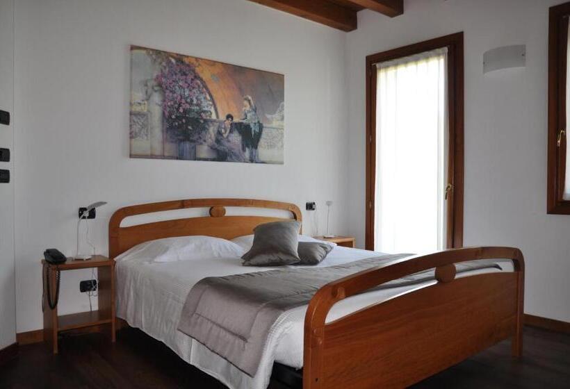 Номер Стандарт Вид на Сад, Agriturismo Ancillotto