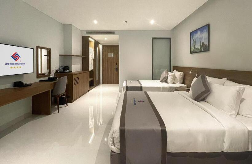 اتاق سوپریور سه تخته, Long Thuan Hotel & Resort