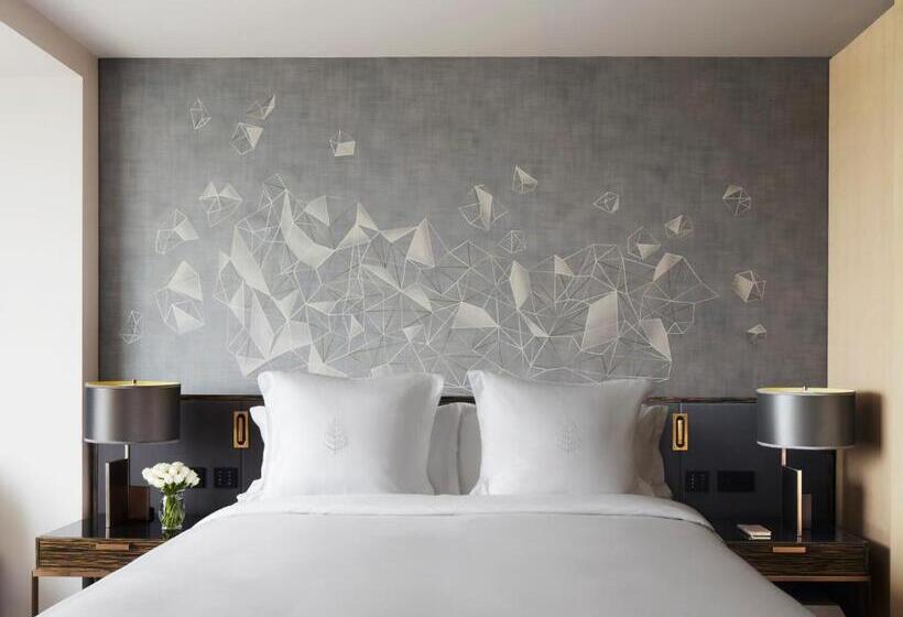 Номер Премиум, Four Seasons Hotel Bengaluru At Embassy One
