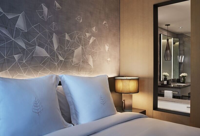 Номер Премиум, Four Seasons Hotel Bengaluru At Embassy One