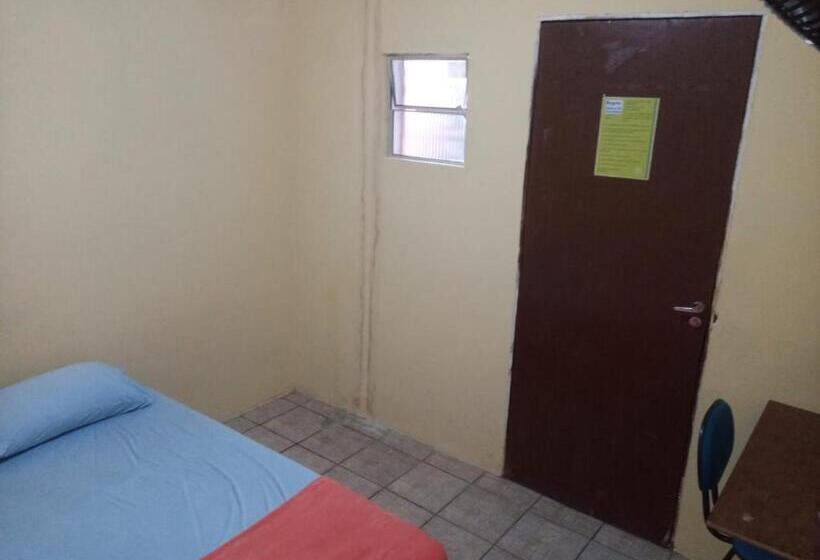 带共用浴室的标准房间, Casa Piauí Hostel