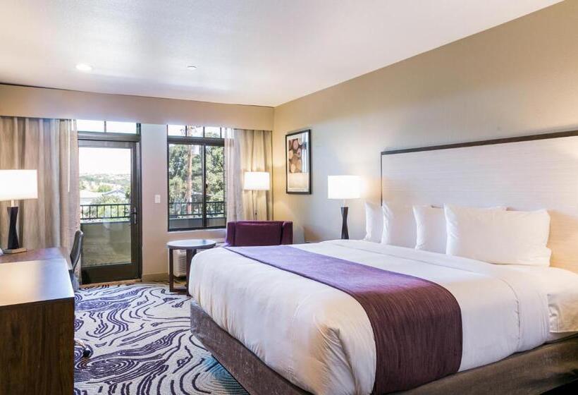 Номер Deluxe с Балконом, Siri Downtown  Paso Robles