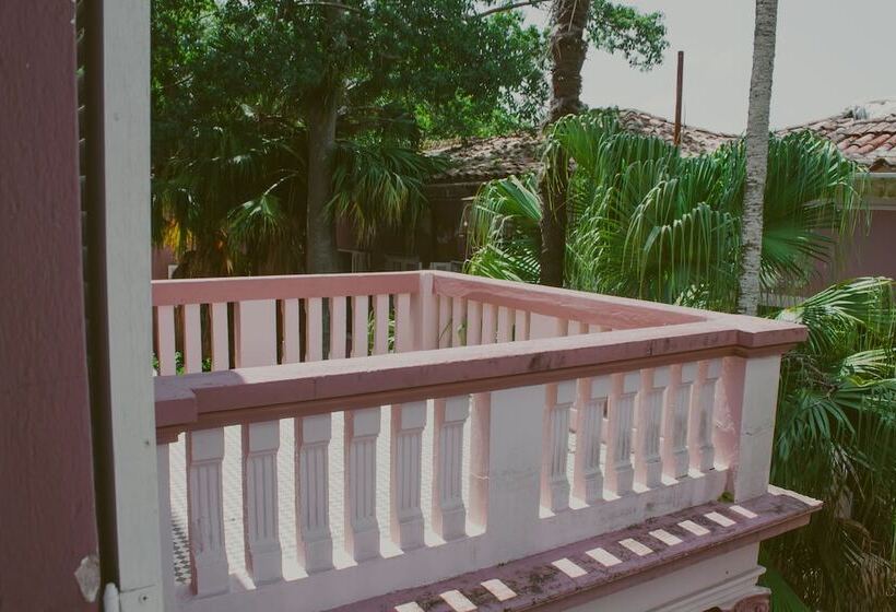 اتاق استاندارد, Vila Santa Eulalia Hostel