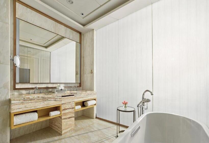 Номер Deluxe Кровать Кинг, The Langham Hefei