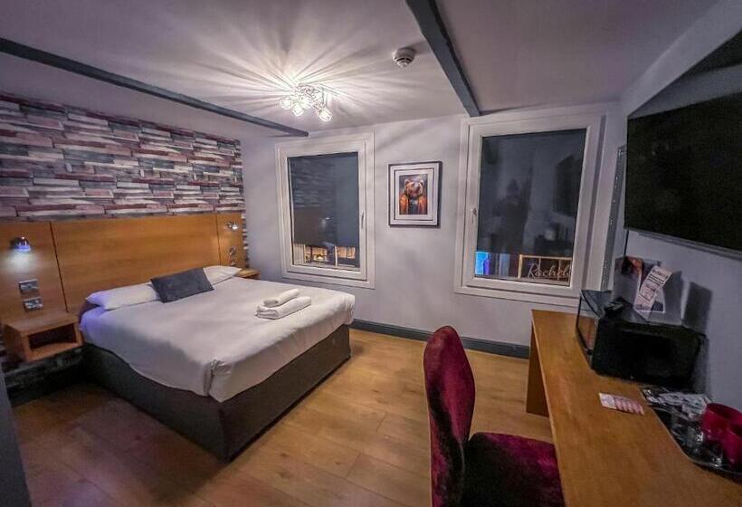 Номер Стандарт, Twenty Hotel And Bar