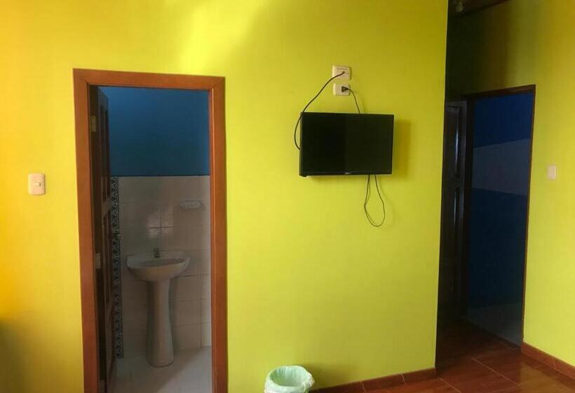 חדר סטנדרט לשלושה, Amazon Dream Hostel With Ac And Starlink