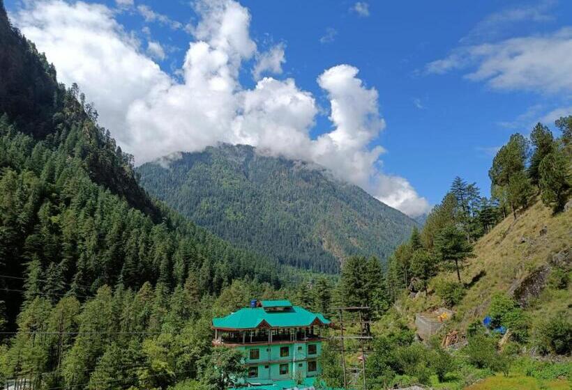 Deluxe room with river view, Snow View Guest House