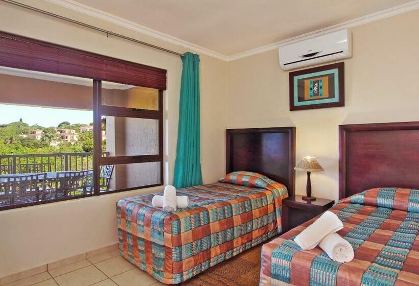Апартаменты 2 Спальни, Uvongo River Resort