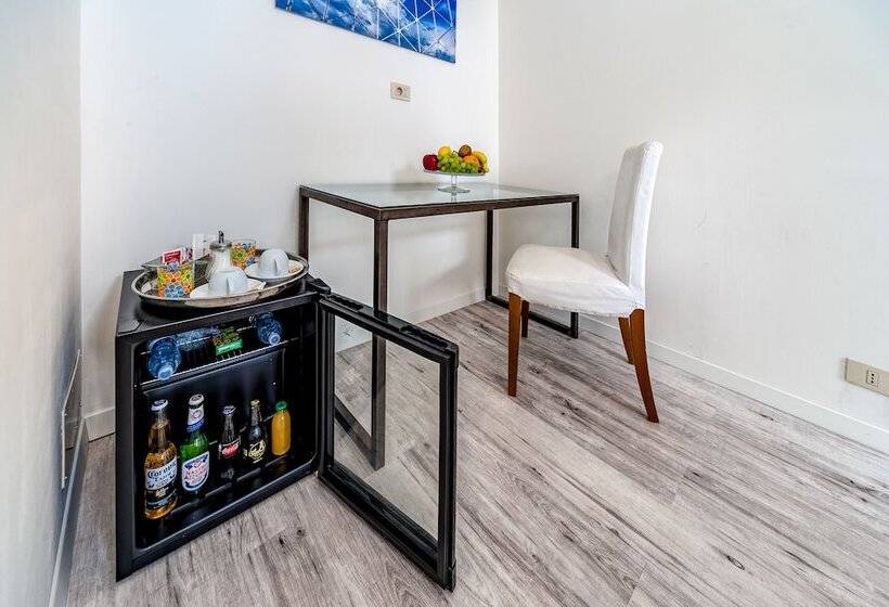 اتاق لوکس, Smoorooms Ostiense