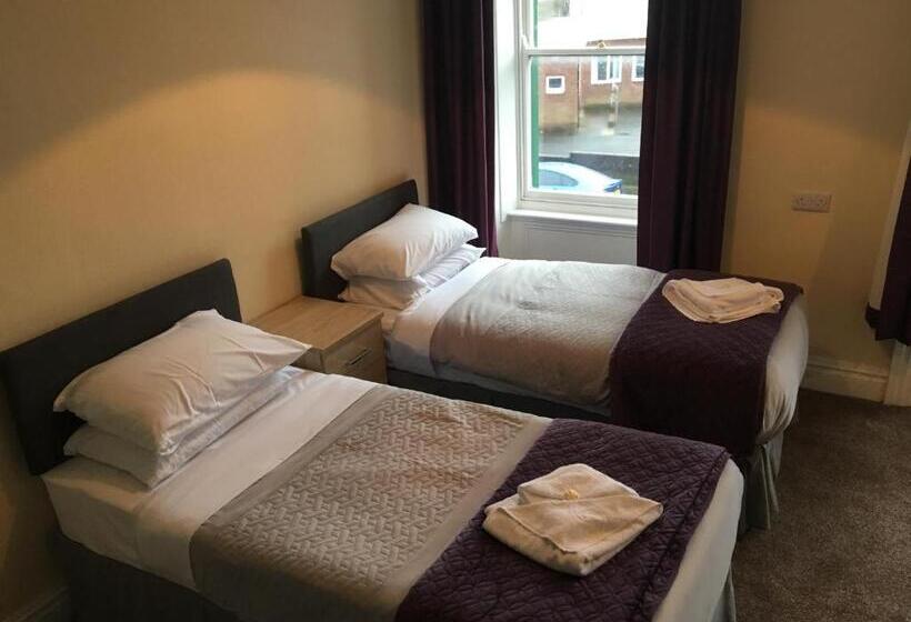 Семейный Номер, The Waverley Hotel Maryport