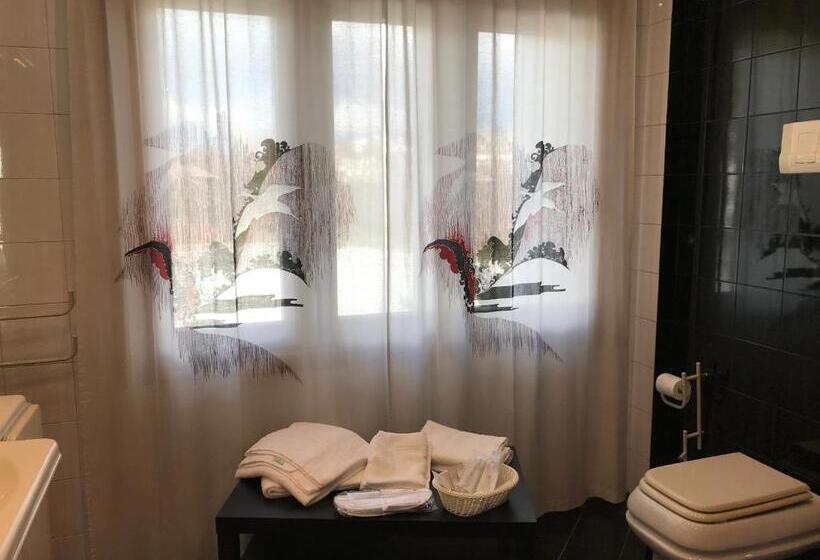 キングサイズベッドのスタンダードルーム, Villitaly Suite & Coffee Salerno