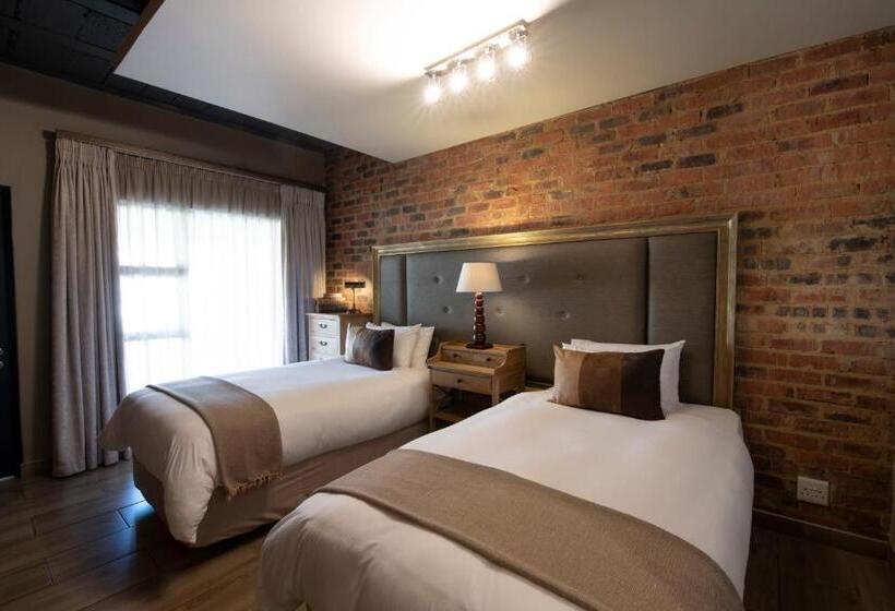 장애인을 위한 스탠다드 룸, Three Rivers Lodge And Villas
