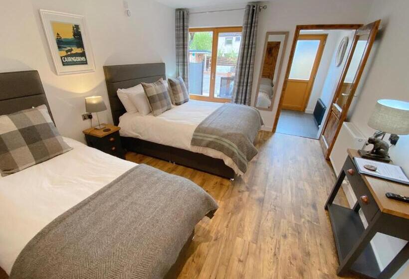 Семейный Номер, Ravenscraig Guest House