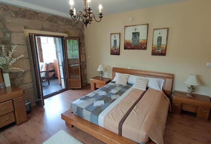 غرفة قياسية رباعية, Posada El Manjon