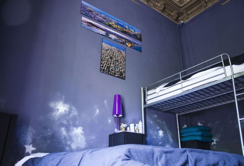 Трехместный Номер Стандарт Совместная Ванная, Bed & Art Barcelona