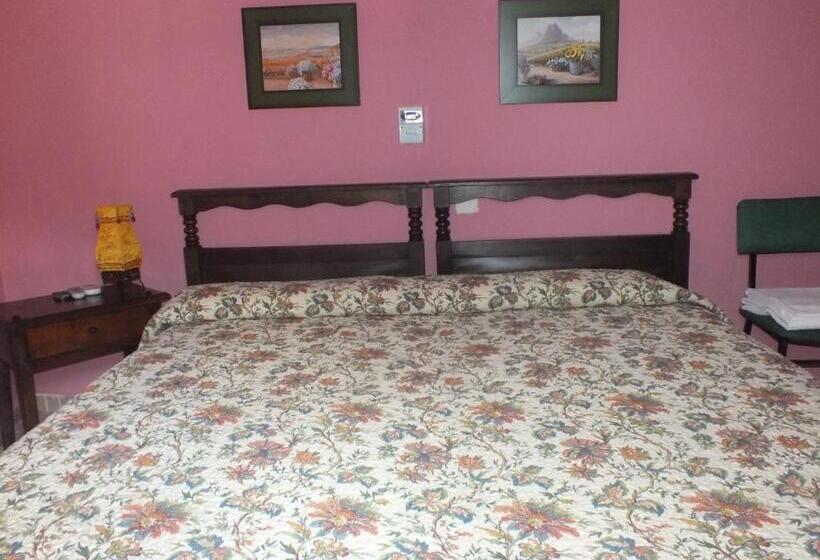 Номер Стандарт, Hostal El Patio