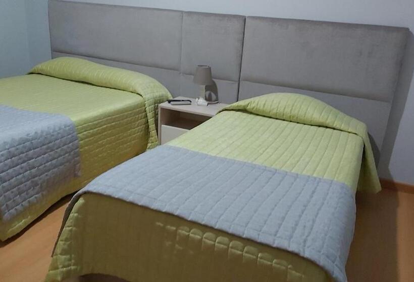 标准间, Residencial As Canárias