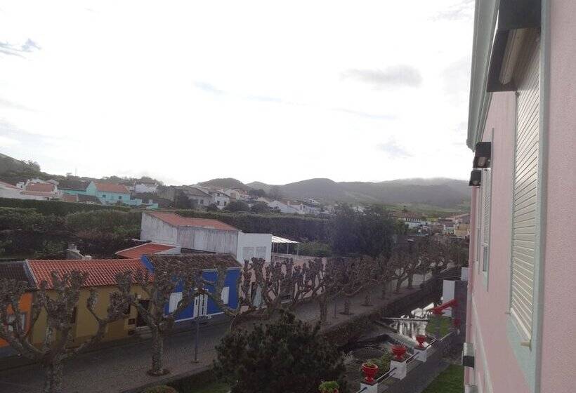 Номер Стандарт, Vila Laura