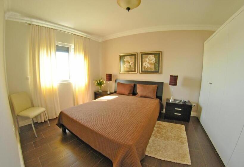 Апартаменты 2 Спальни с Балконом, Apartamentos 3 Praias