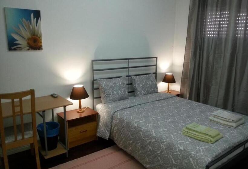 اتاق استاندارد با سرویس بهداشتی مشترک, Palm Guesthouse B&b Rooms