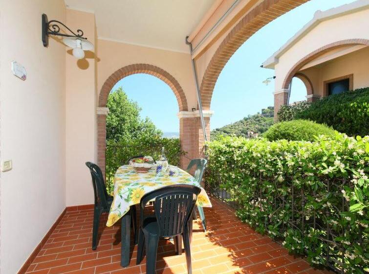 Апартаменты 1 Спальня Вид на Сад, Casa Vacanze Bicchi