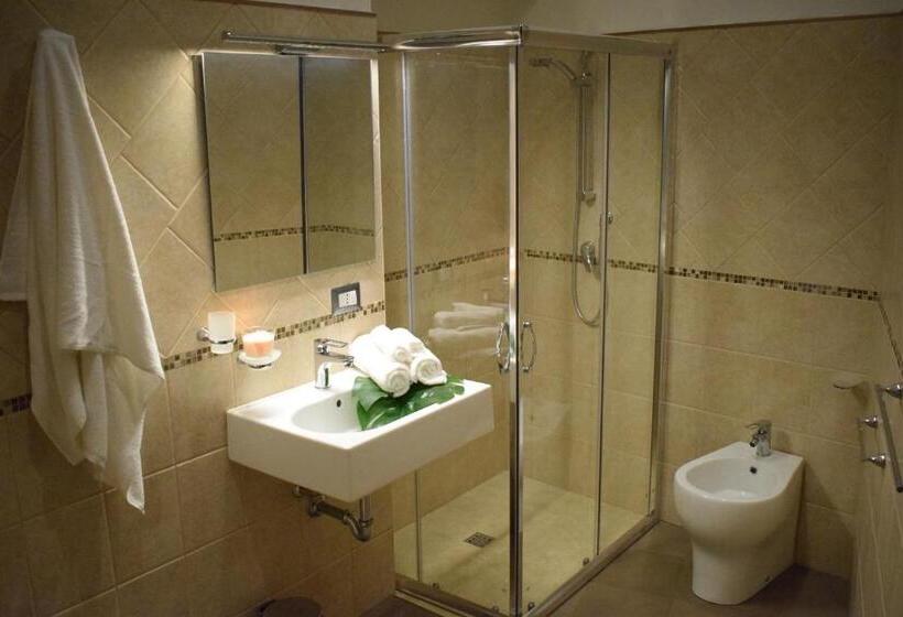 Номер Стандарт с Балконом, Cento Tari' Guest House