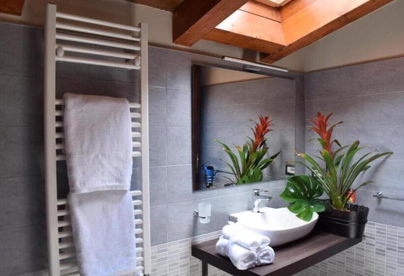 Полулюкс Одноместный с Террасой, Cento Tari' Guest House
