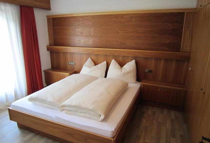 Апартаменты 2 Спальни с Балконом, Aparthotel Garni Haus Hubertus