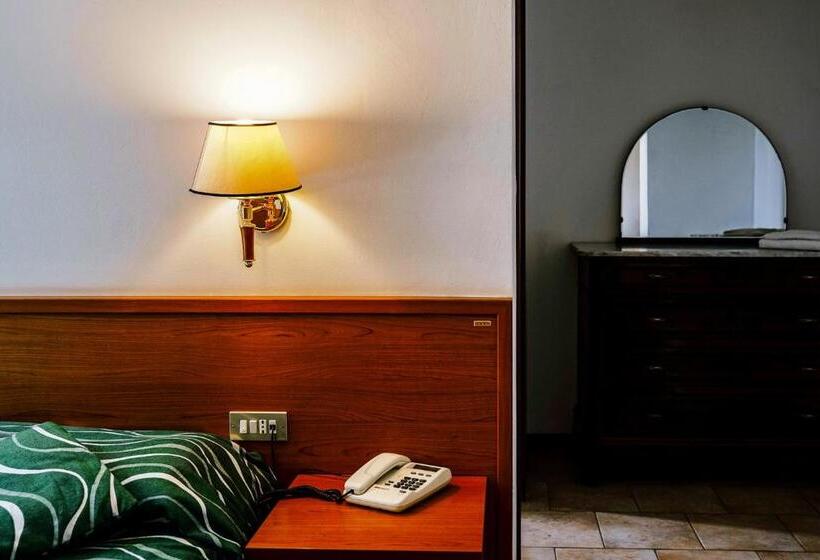 Номер Стандарт Трехместный, Agriturismo Cascina Del Vai